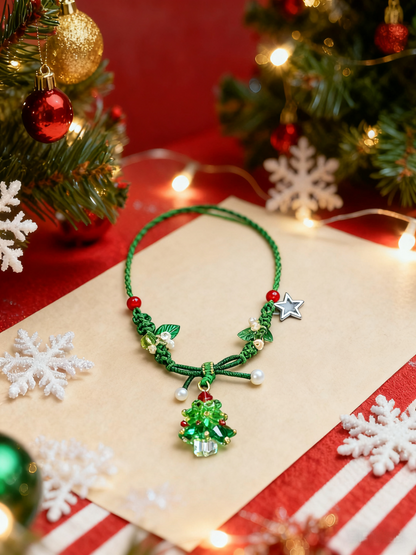 Handmade Macramé Christmas Tree Necklace - Niche Festive Jewelry, Crystal & Pearl Imitation Necklace for Gen Z